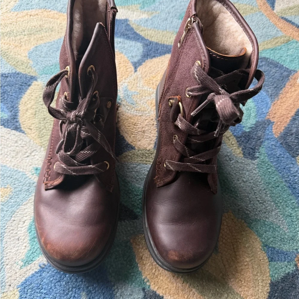 UGG Women's Hapsburg Hiker Boots size 7.5 - Picture 4 of 8